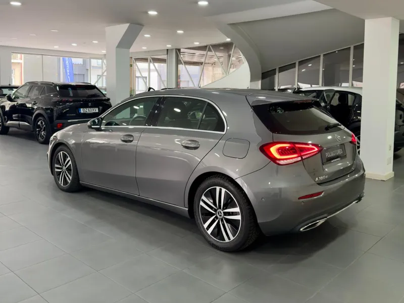 Mercedes-Benz A 180 d Business Solutions Aut. - foto 7