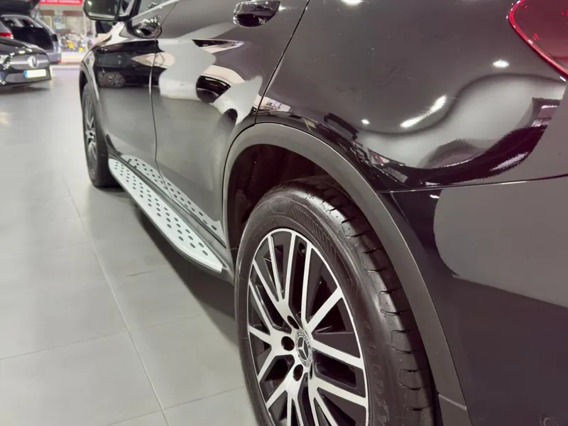Mercedes-Benz GLC 300 d 4Matic - foto 7