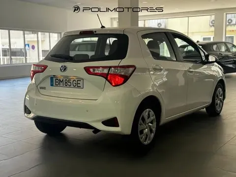 Toyota Yaris 1.5 VVT-i Exclusive+Pack Luxury - foto 4