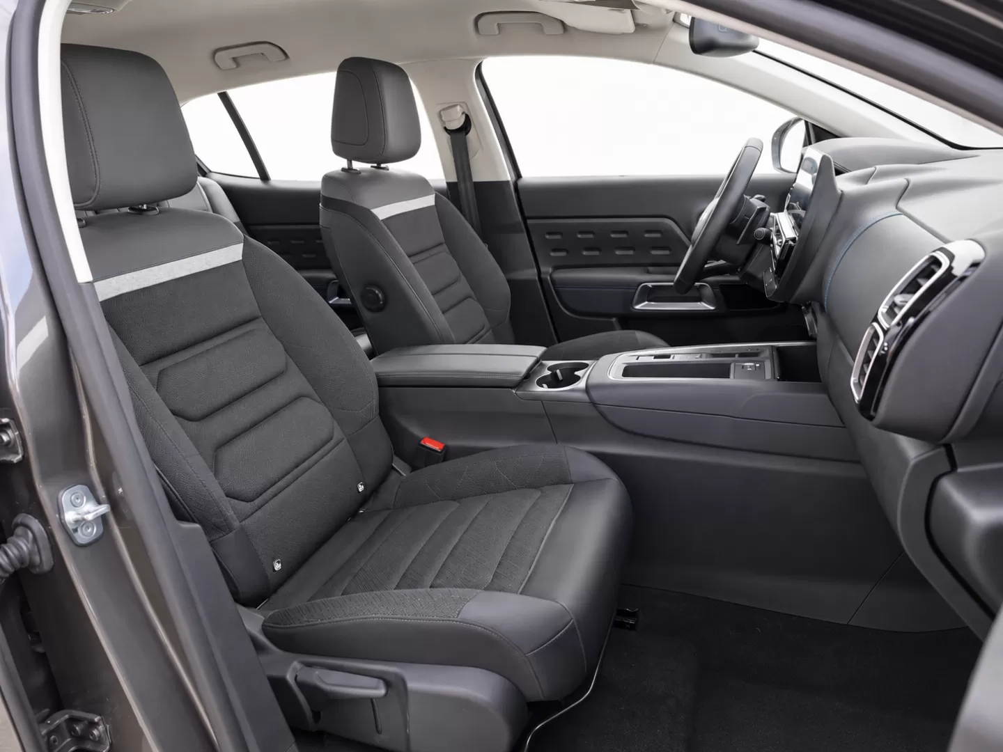 Citroën C5 Aircross 1.6 Hybrid Shine e-EAT8 - foto 2