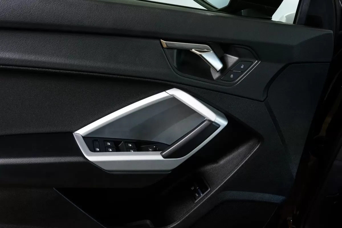 Audi Q3 - foto 6