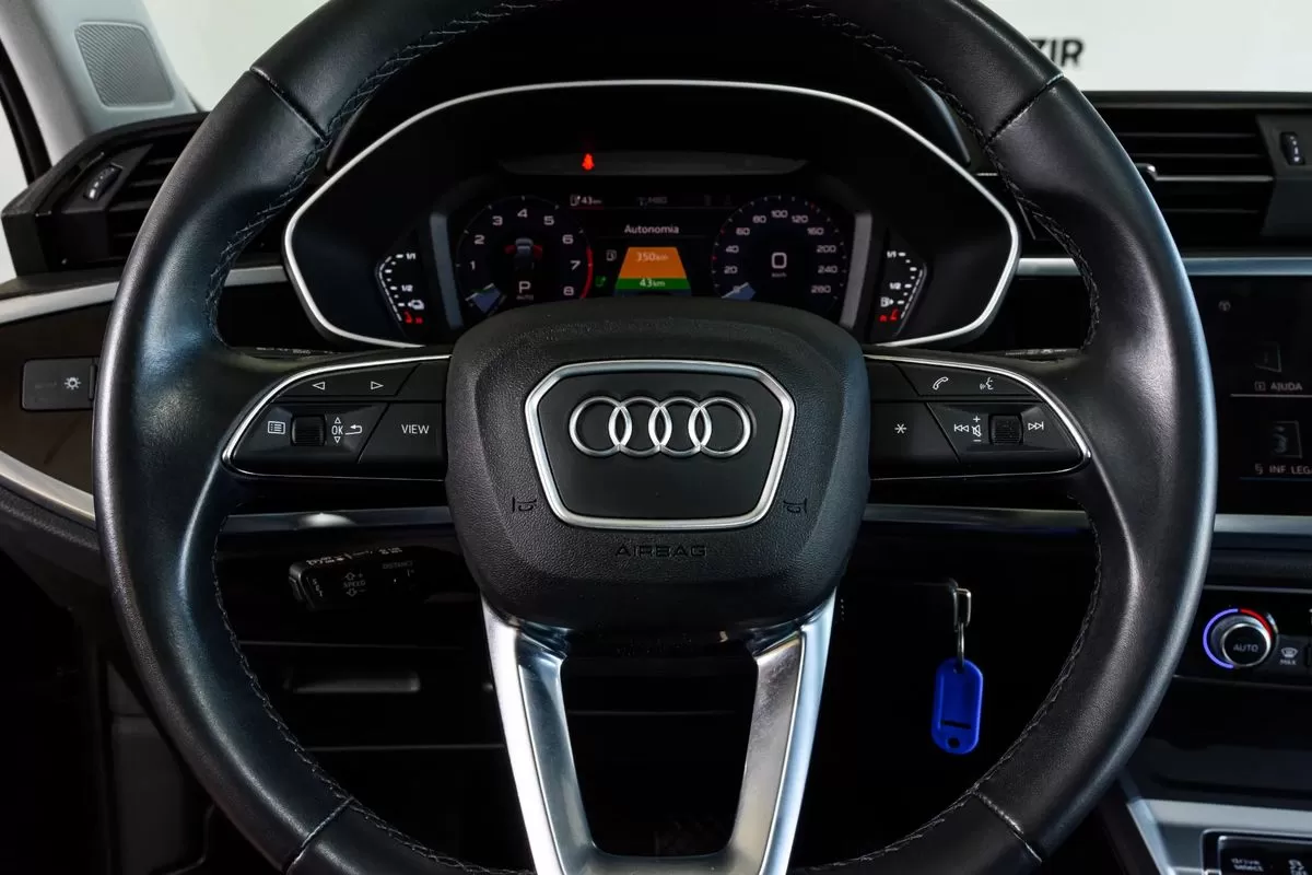 Audi Q3 - foto 7