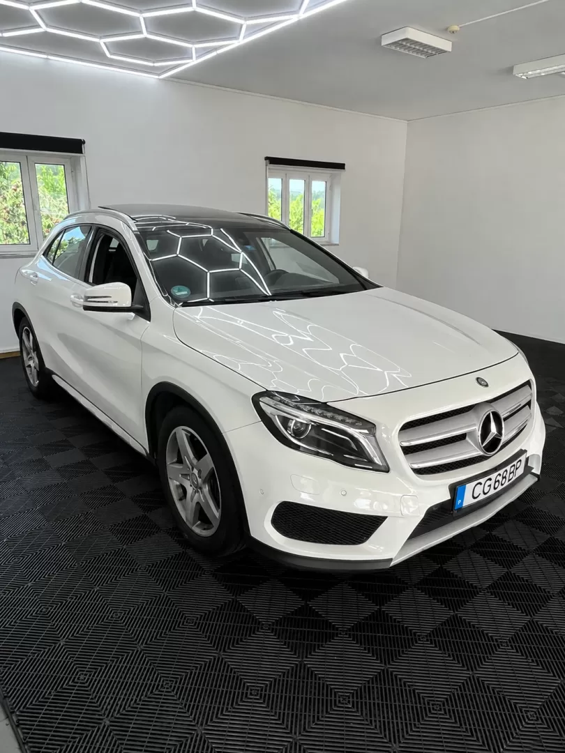 Mercedes-Benz GLA 220 4 matic - foto 3