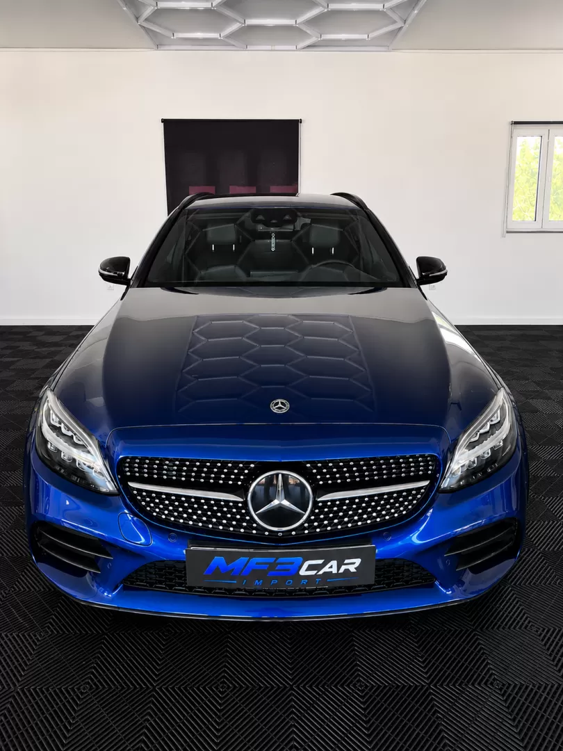 Mercedes-Benz C 300 de AMG Line - foto 2