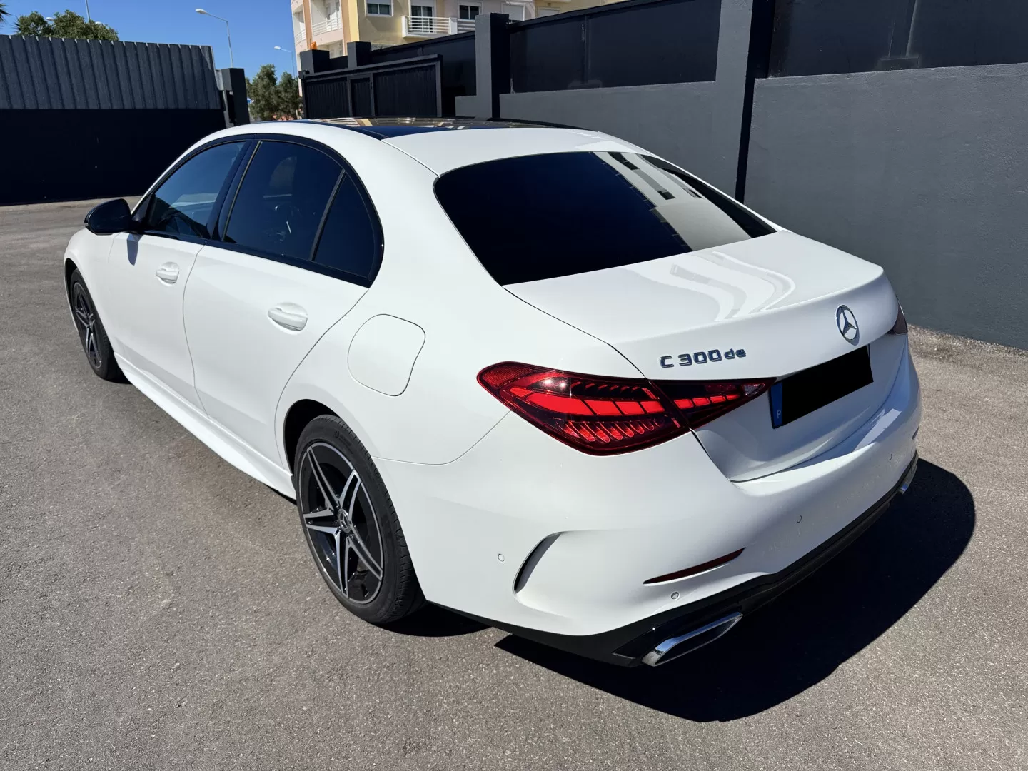 Mercedes-Benz C 300 de AMG Line - foto 4