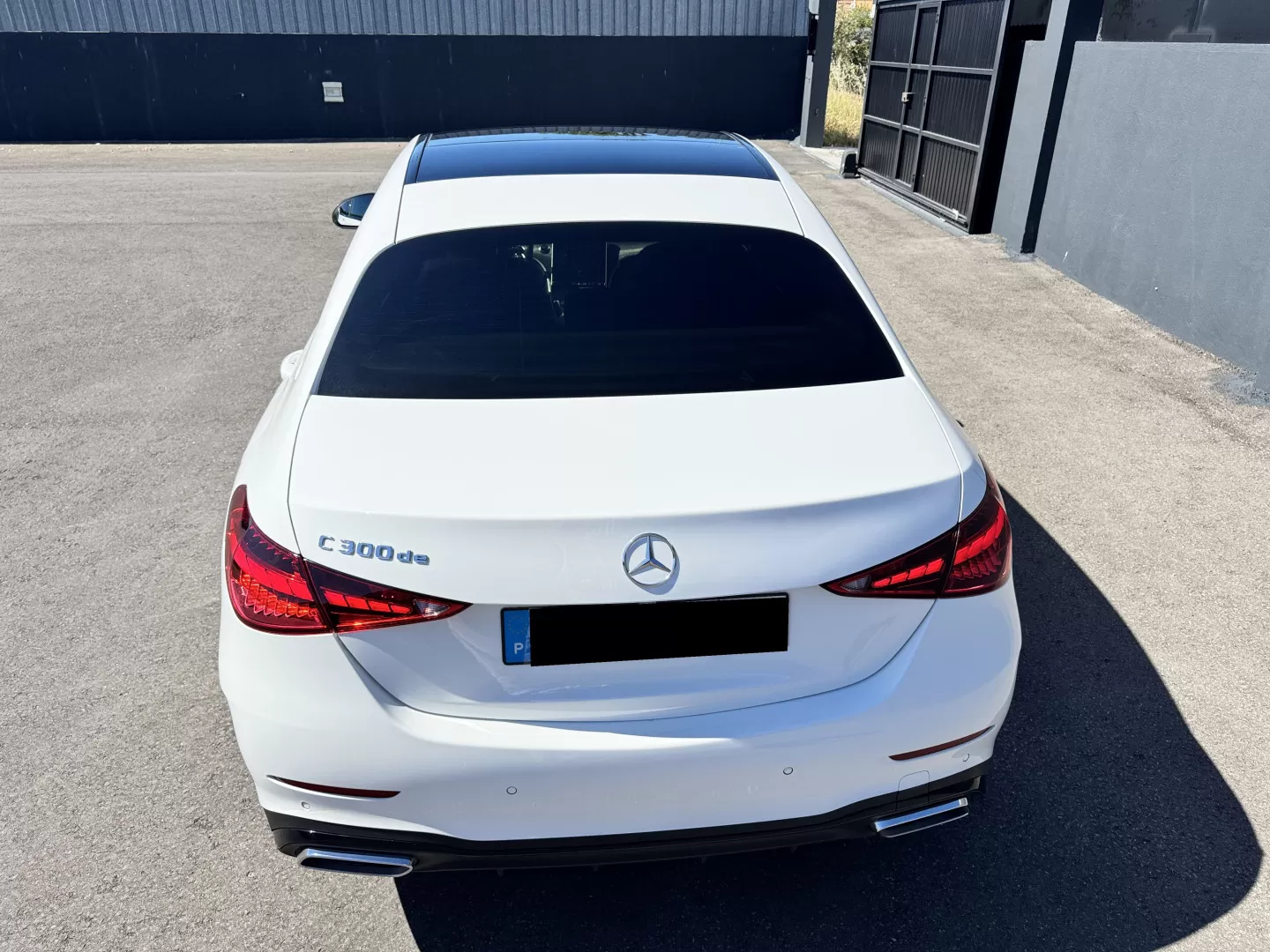 Mercedes-Benz C 300 de AMG Line - foto 5