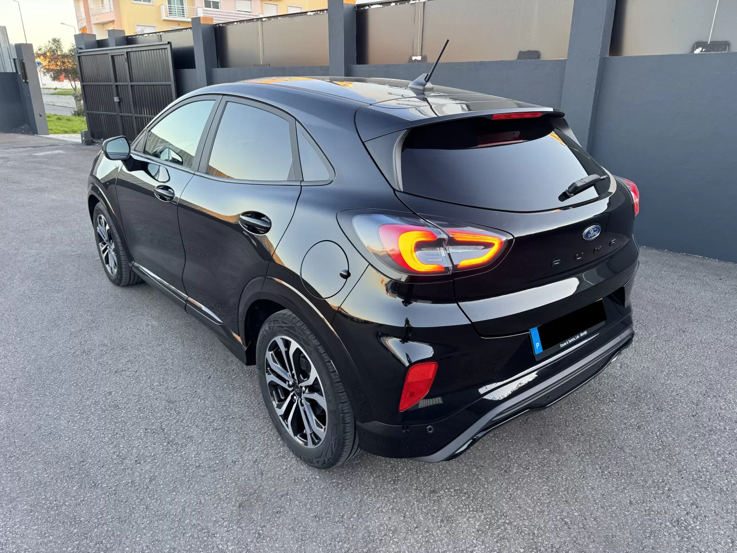 Ford Puma 1.0 EcoBoost MHEV ST-Line Aut. - foto 4