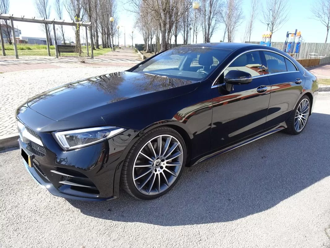 Mercedes-Benz CLS 300 d AMG Line - foto 2