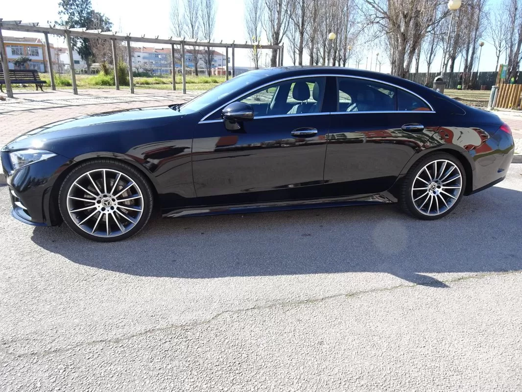 Mercedes-Benz CLS 300 d AMG Line - foto 3
