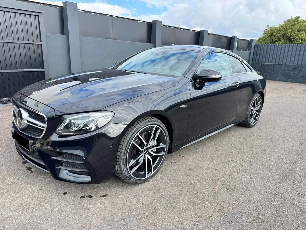 Mercedes-Benz E 53 AMG 4Matic+ - foto 2