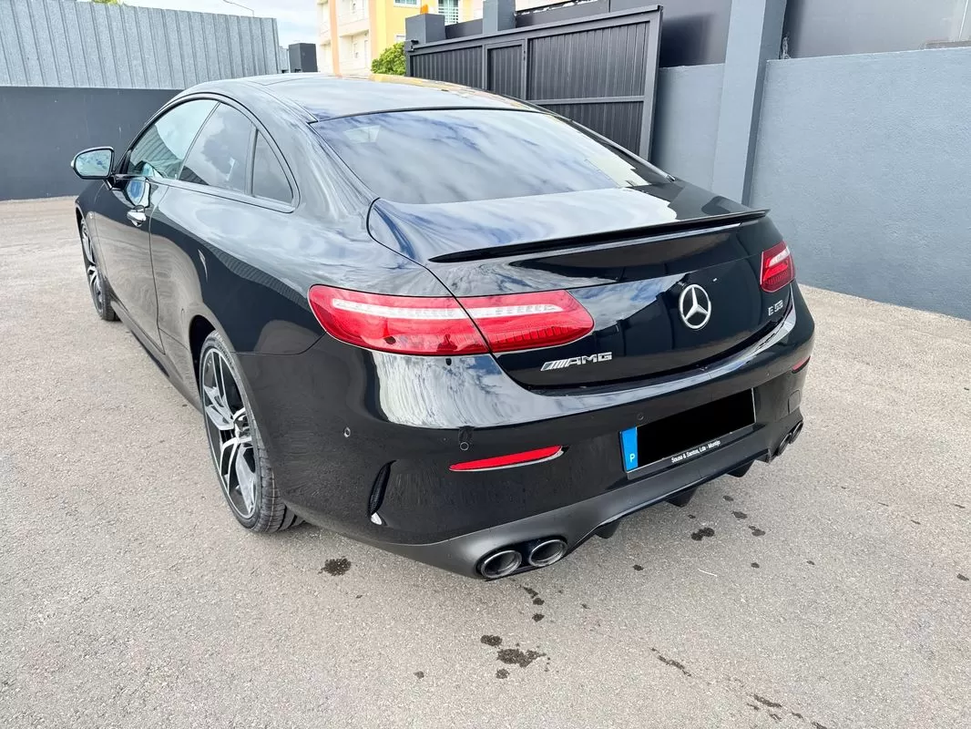 Mercedes-Benz E 53 AMG 4Matic+ - foto 5