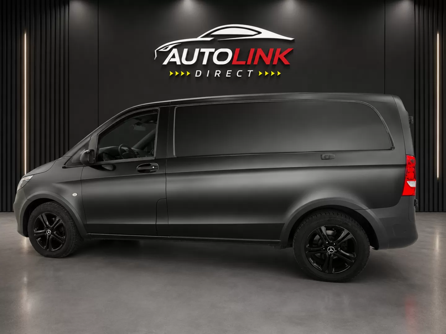Mercedes-Benz  VITO C114 -2021 - BLACK OBSIDIAN - foto 5