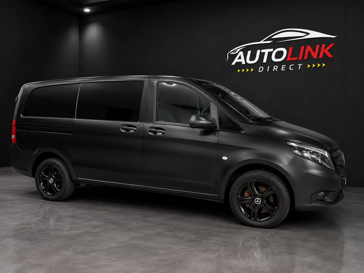 Mercedes-Benz  VITO C114 -2021 - BLACK OBSIDIAN - foto 7