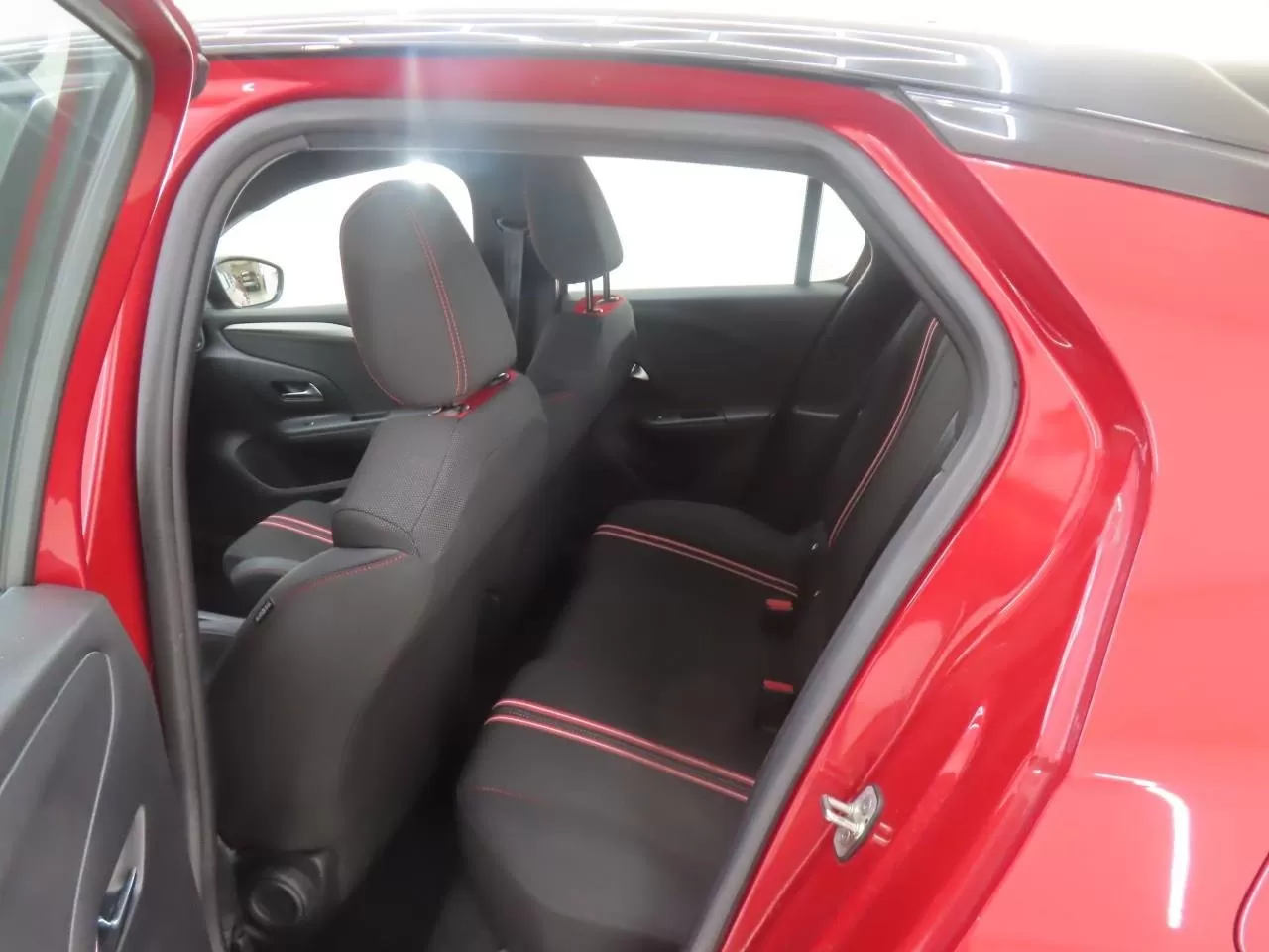 Opel Corsa 1.2 T GS - foto 4
