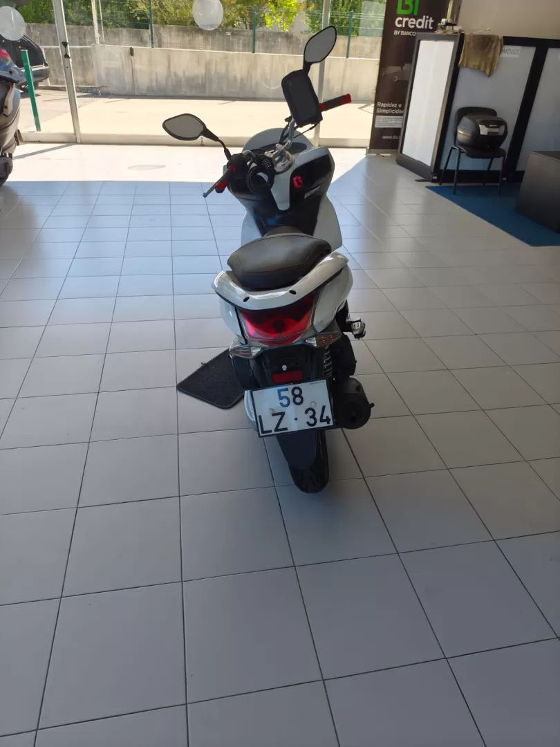Honda PCX125 - foto 6