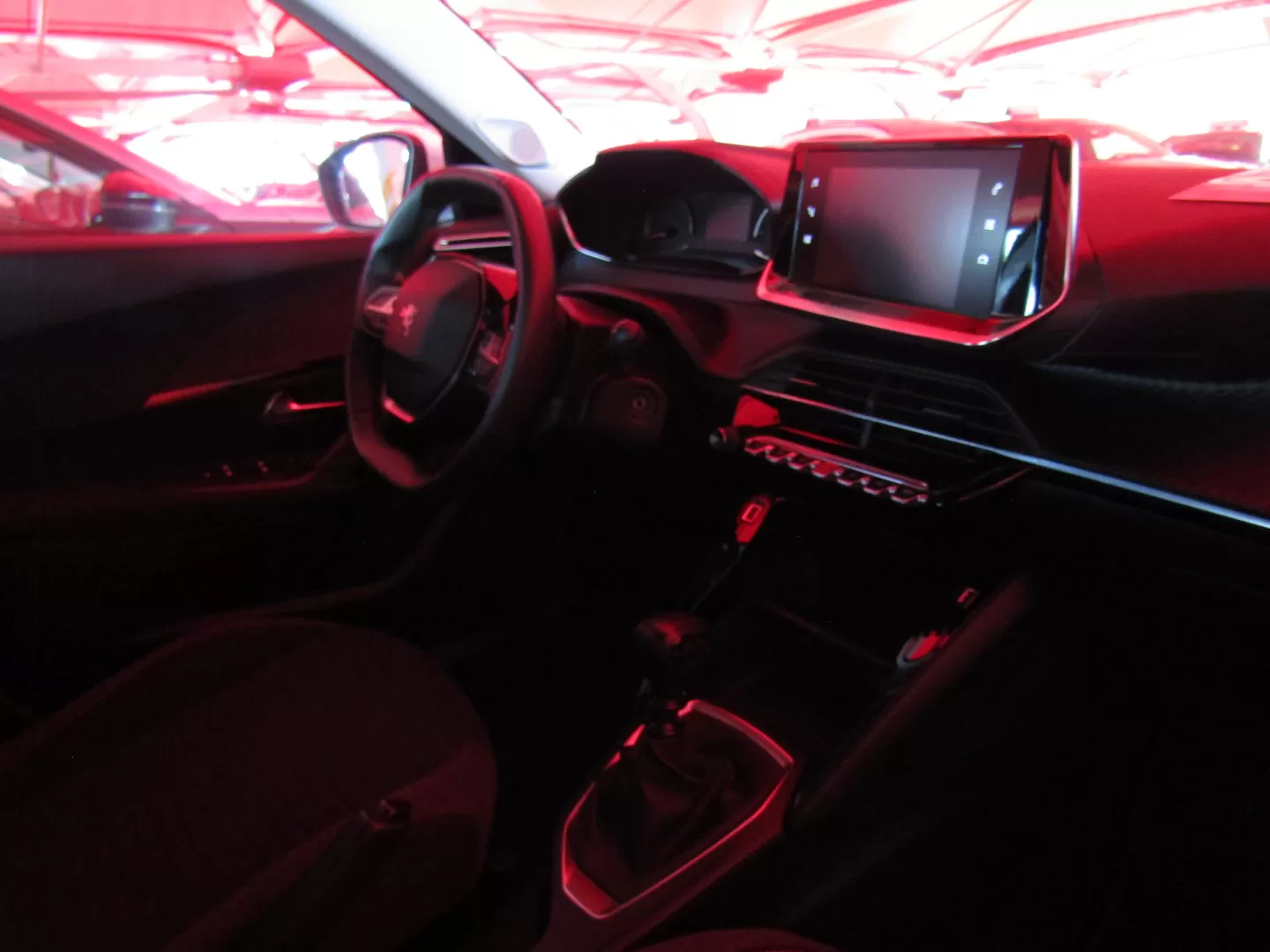 Peugeot 2008 1.5 BlueHDi Allure Pack - foto 8