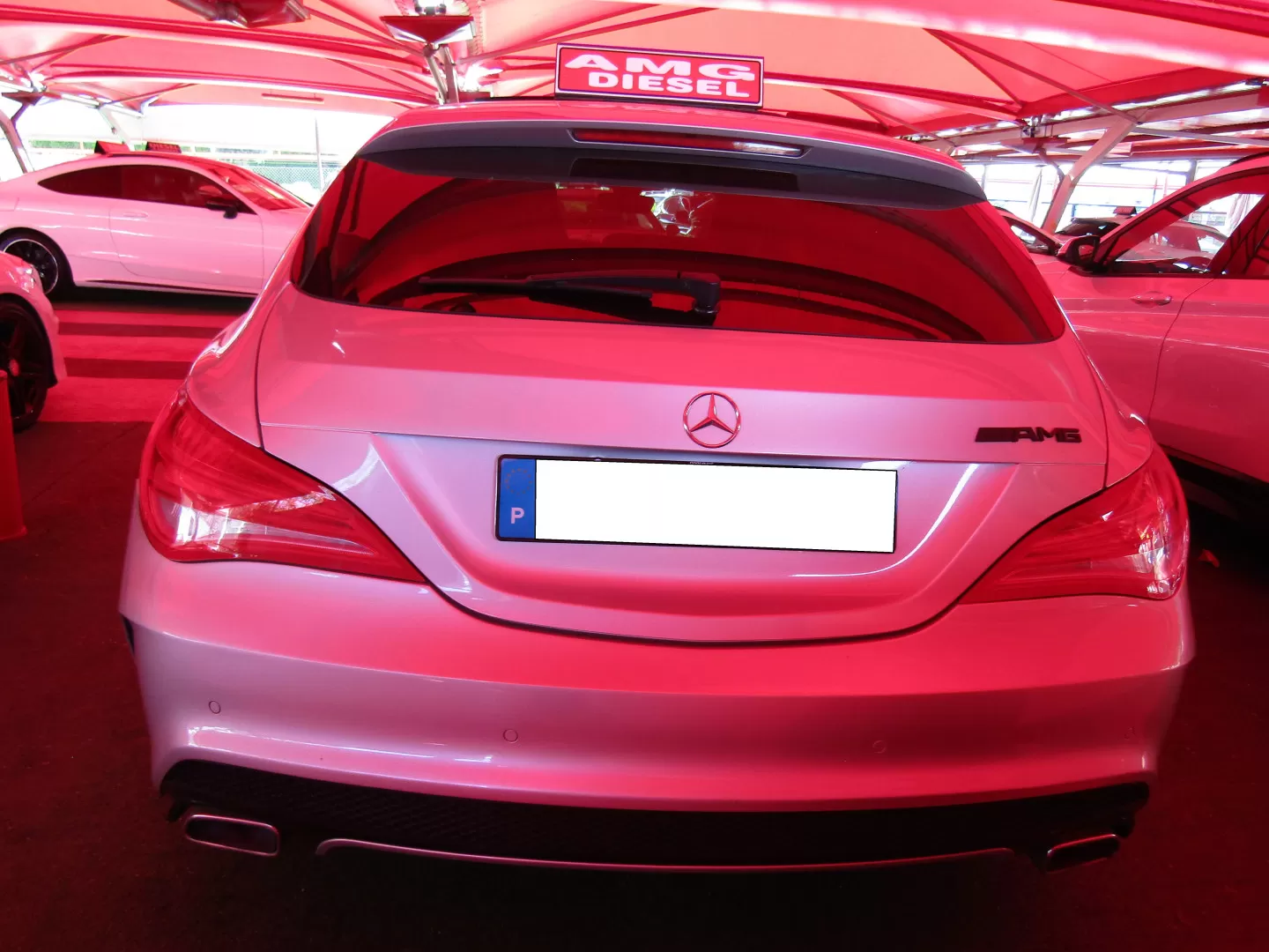 Mercedes-Benz CLA 200 d Shooting Brake AMG Line - foto 3