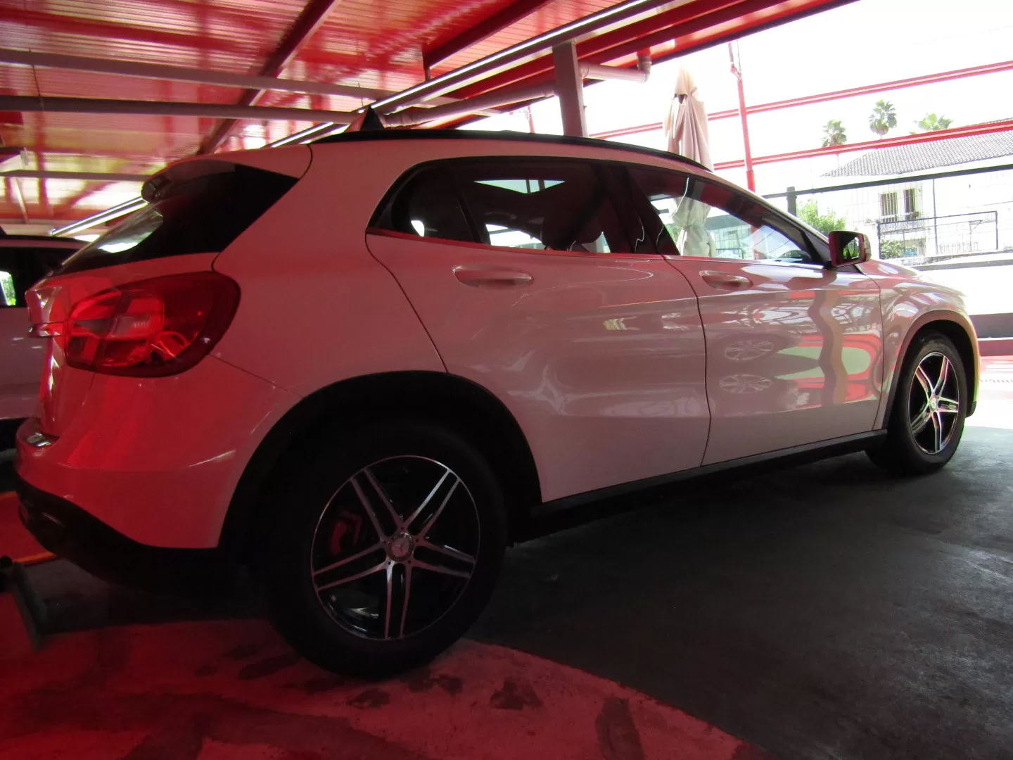 Mercedes-Benz GLA 180 d 7G-DCT Style - foto 2