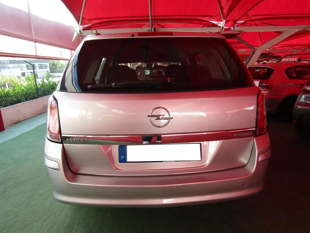 Opel Astra Caravan 1.3 CDTi Edition - foto 2