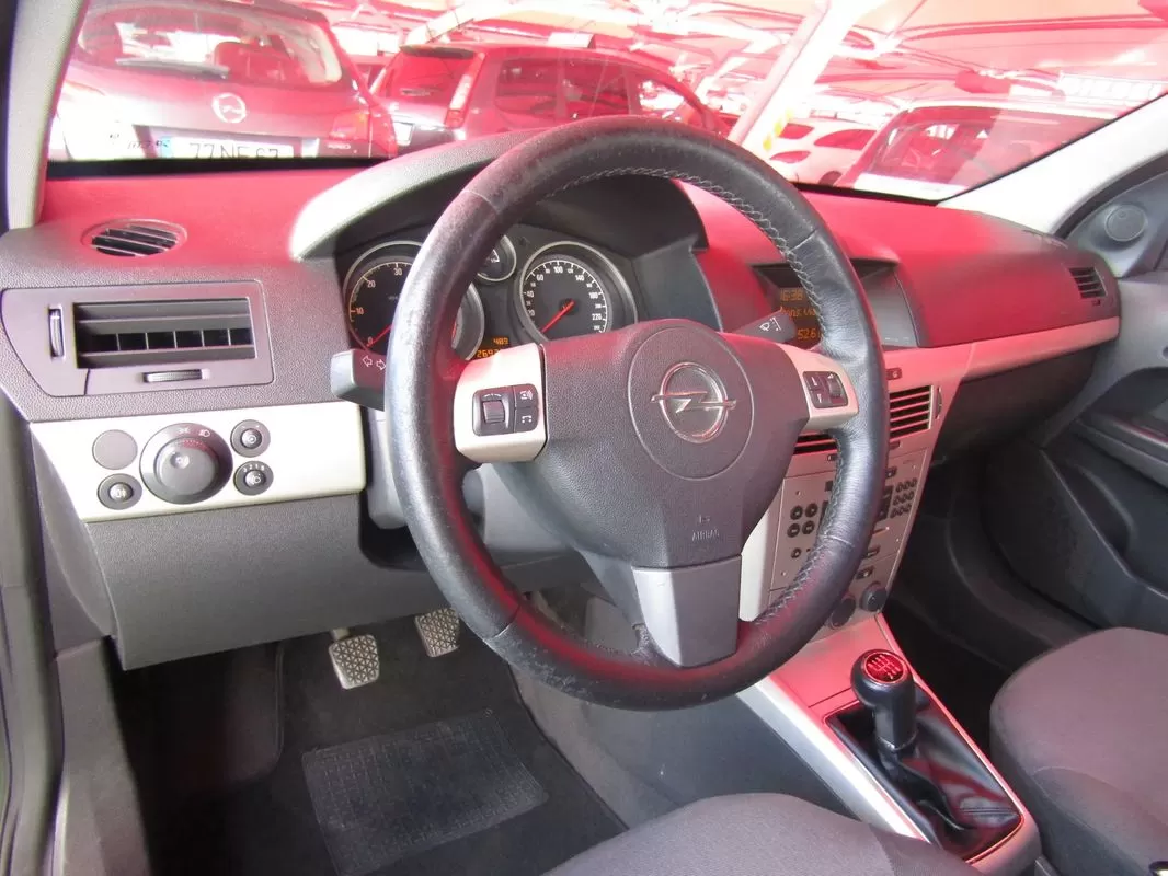 Opel Astra Caravan 1.3 CDTi Edition - foto 7