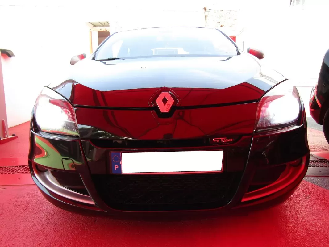 Renault Mégane Coupe  Energy Dci 110 Fap Start Stop Gt Line - foto 4