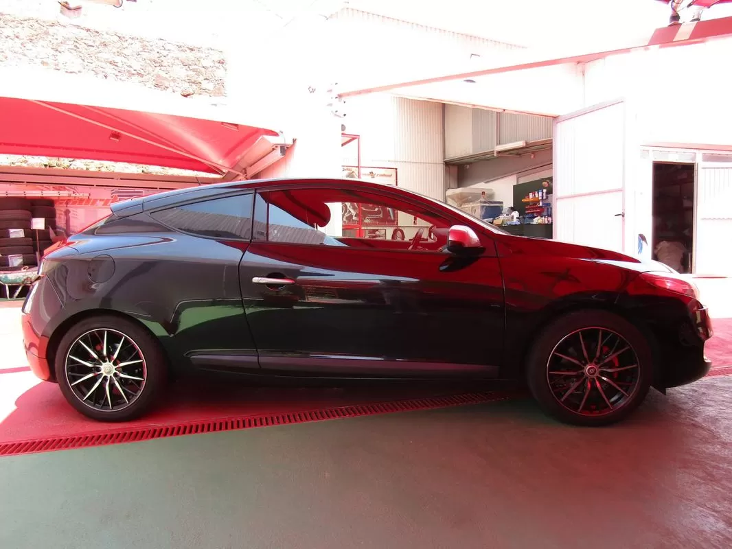Renault Mégane Coupe  Energy Dci 110 Fap Start Stop Gt Line - foto 8