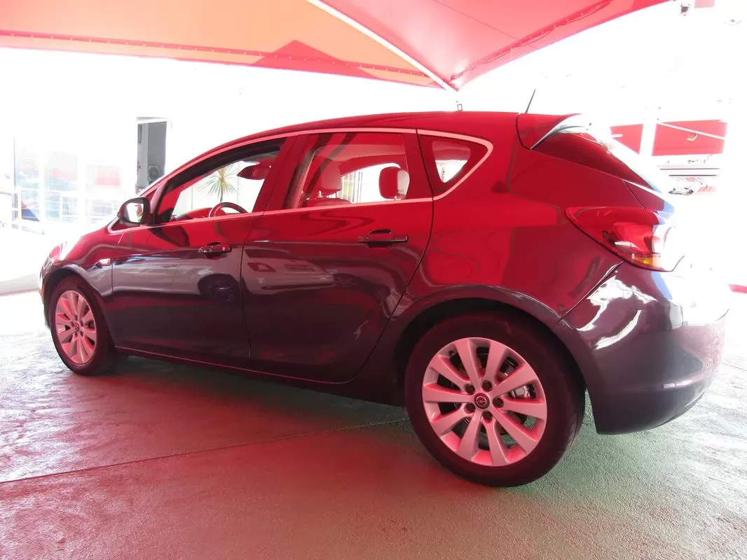 Opel Astra 1.7 CDTi Enjoy - foto 4