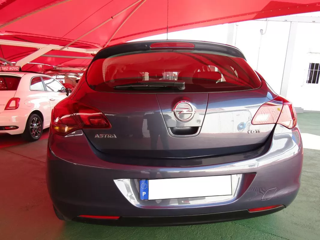 Opel Astra 1.7 CDTi Enjoy - foto 5