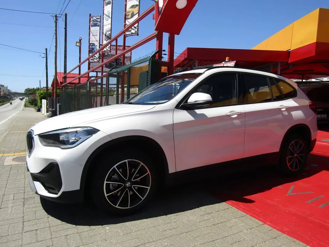 BMW X1  16 D Sdrive Auto Line Sport - foto 7