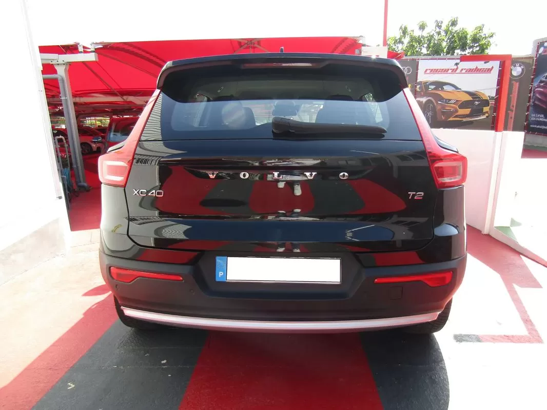 Volvo XC 40 1.5 T2 Momentum - foto 4