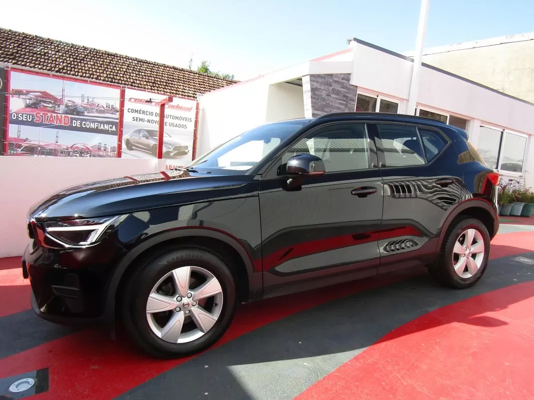 Volvo XC 40 1.5 T2 Momentum - foto 7