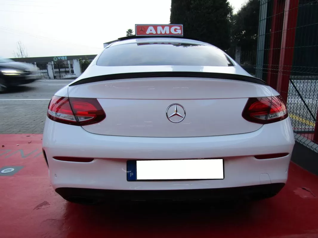 Mercedes-Benz C 220  D 4matic 9g  Tronic Amg Line - foto 3