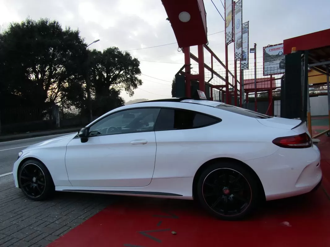Mercedes-Benz C 220  D 4matic 9g  Tronic Amg Line - foto 4