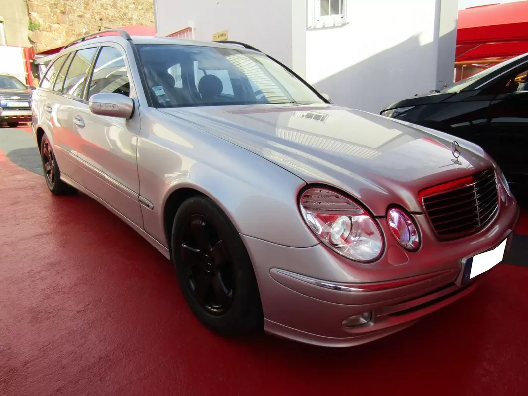 Mercedes-Benz E 270