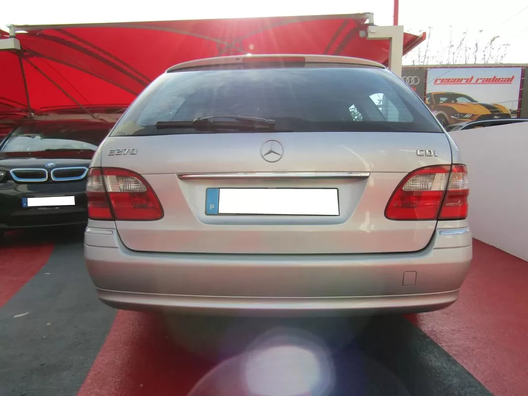 Mercedes-Benz E 270 - foto 5