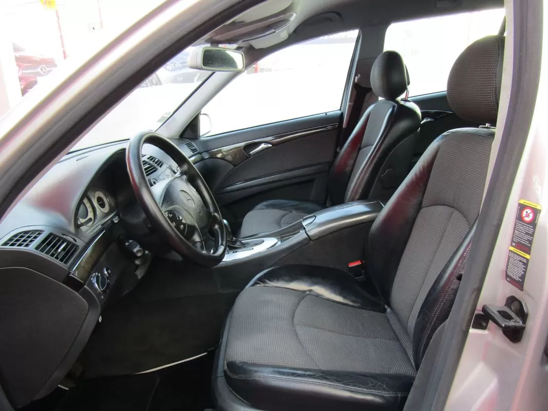 Mercedes-Benz E 270 - foto 8