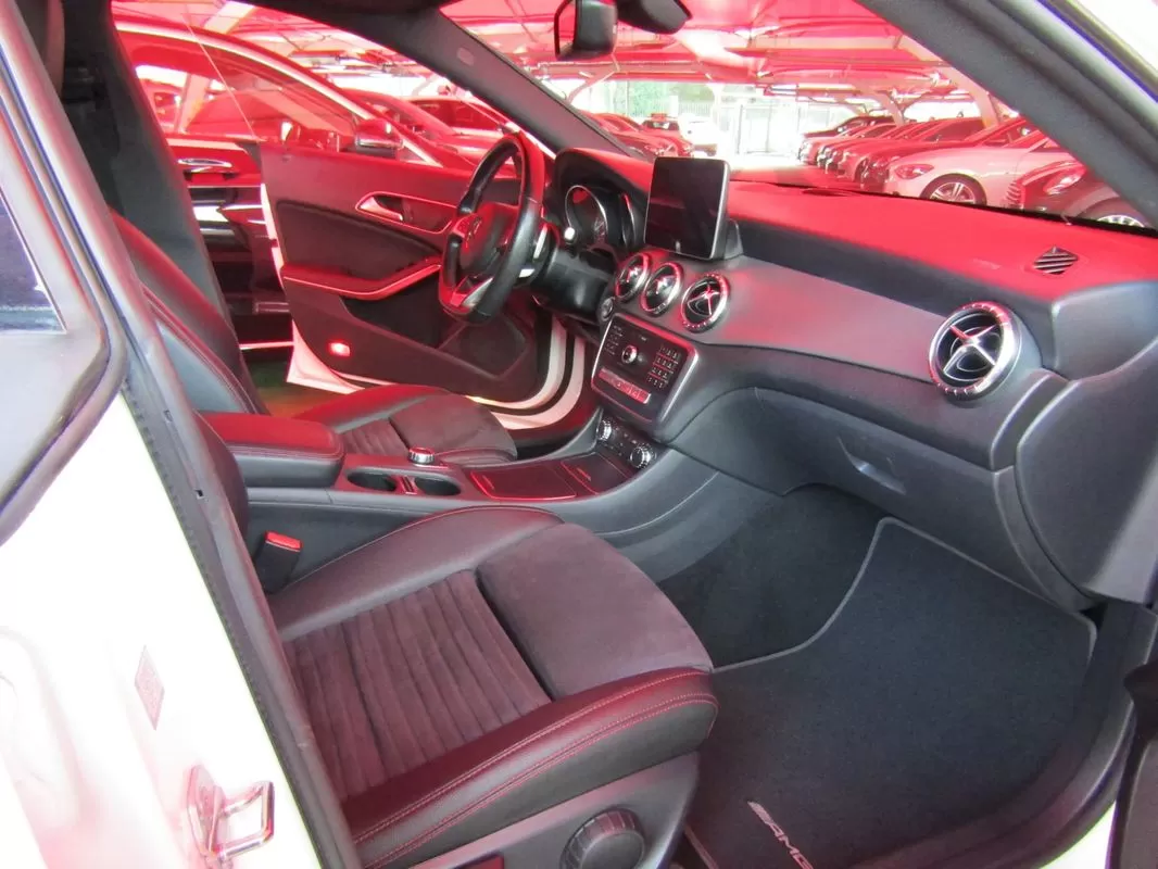 Mercedes-Benz CLA 200 d Shooting Brake AMG Line Aut. - foto 5