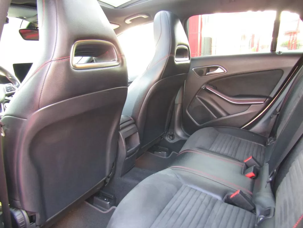 Mercedes-Benz CLA 200 d Shooting Brake AMG Line Aut. - foto 7