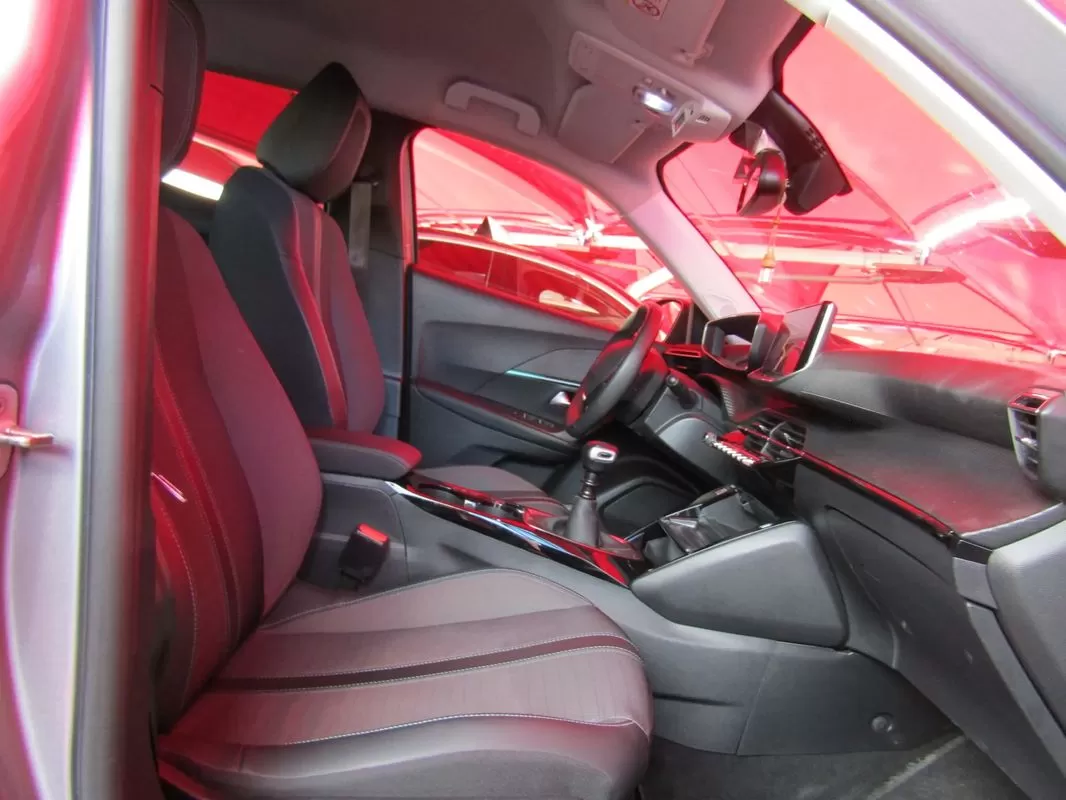 Peugeot 2008  Bluehdi 110 Allure Pack - foto 6