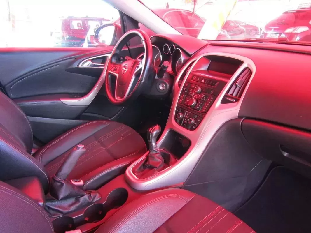 Opel Astra Sports Tourer 1.3 CDTi Enjoy S/S - foto 8