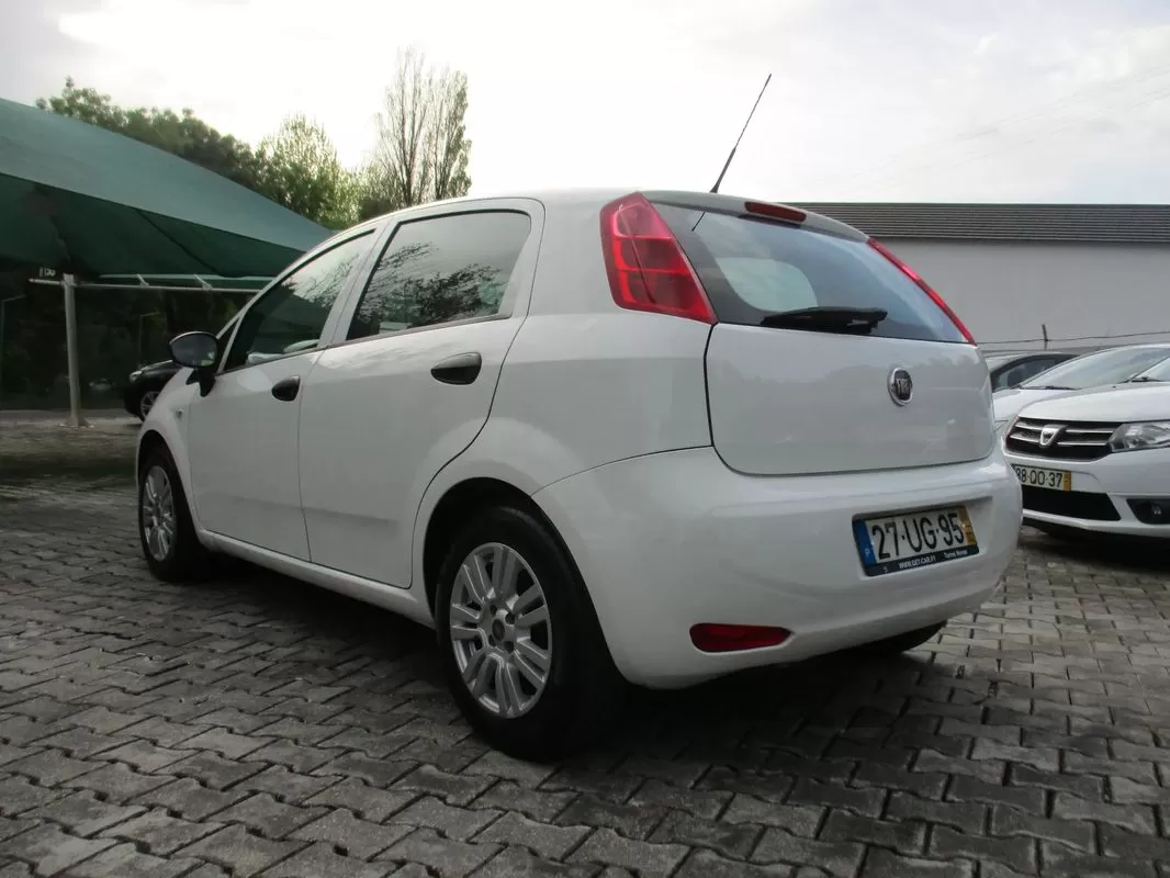Fiat Punto 1.3 M-Jet Easy S&S - foto 5