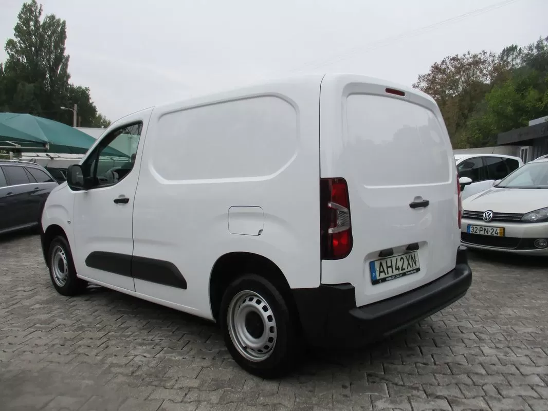 Peugeot  PARTNER - foto 5