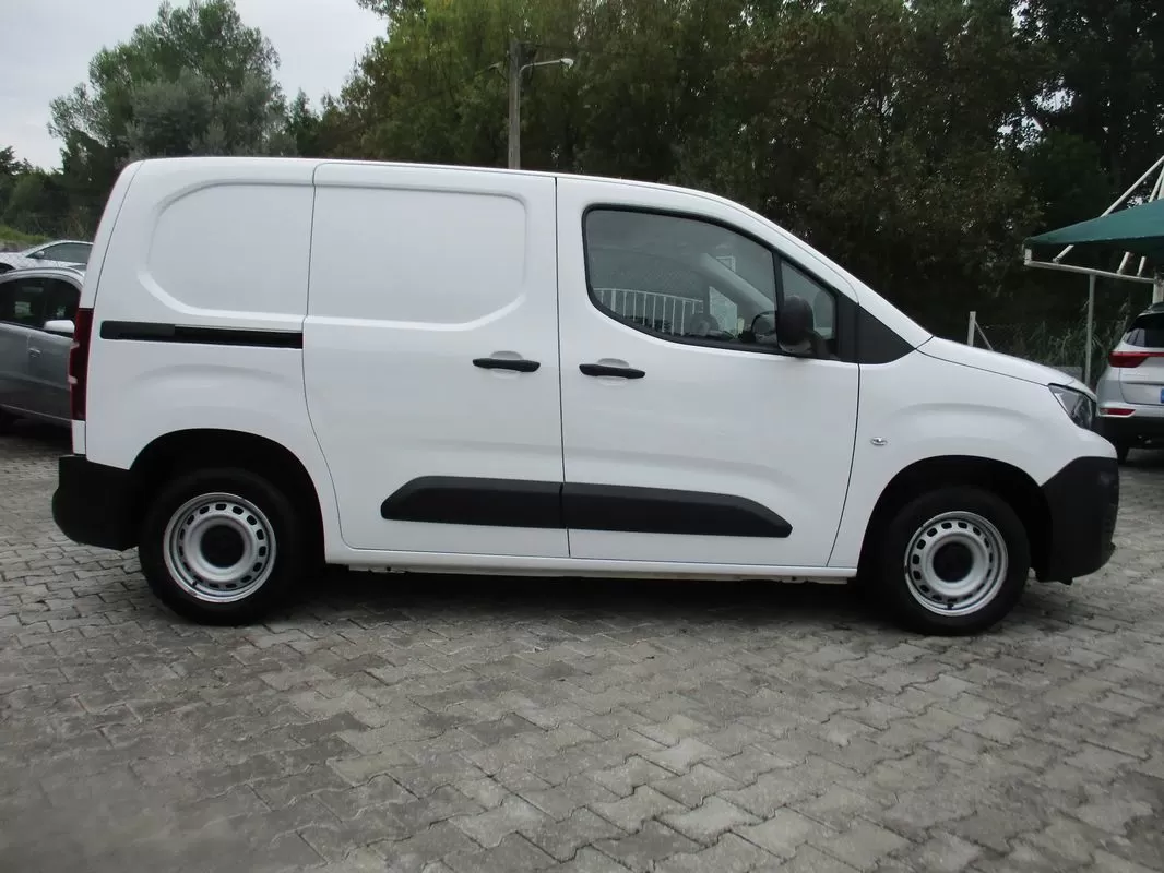 Peugeot  PARTNER - foto 8