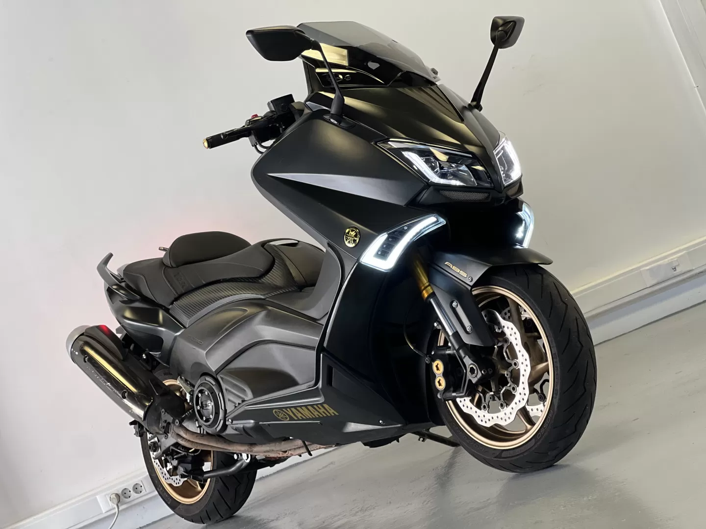 Yamaha TMAX IRON MAX 530 - foto 5