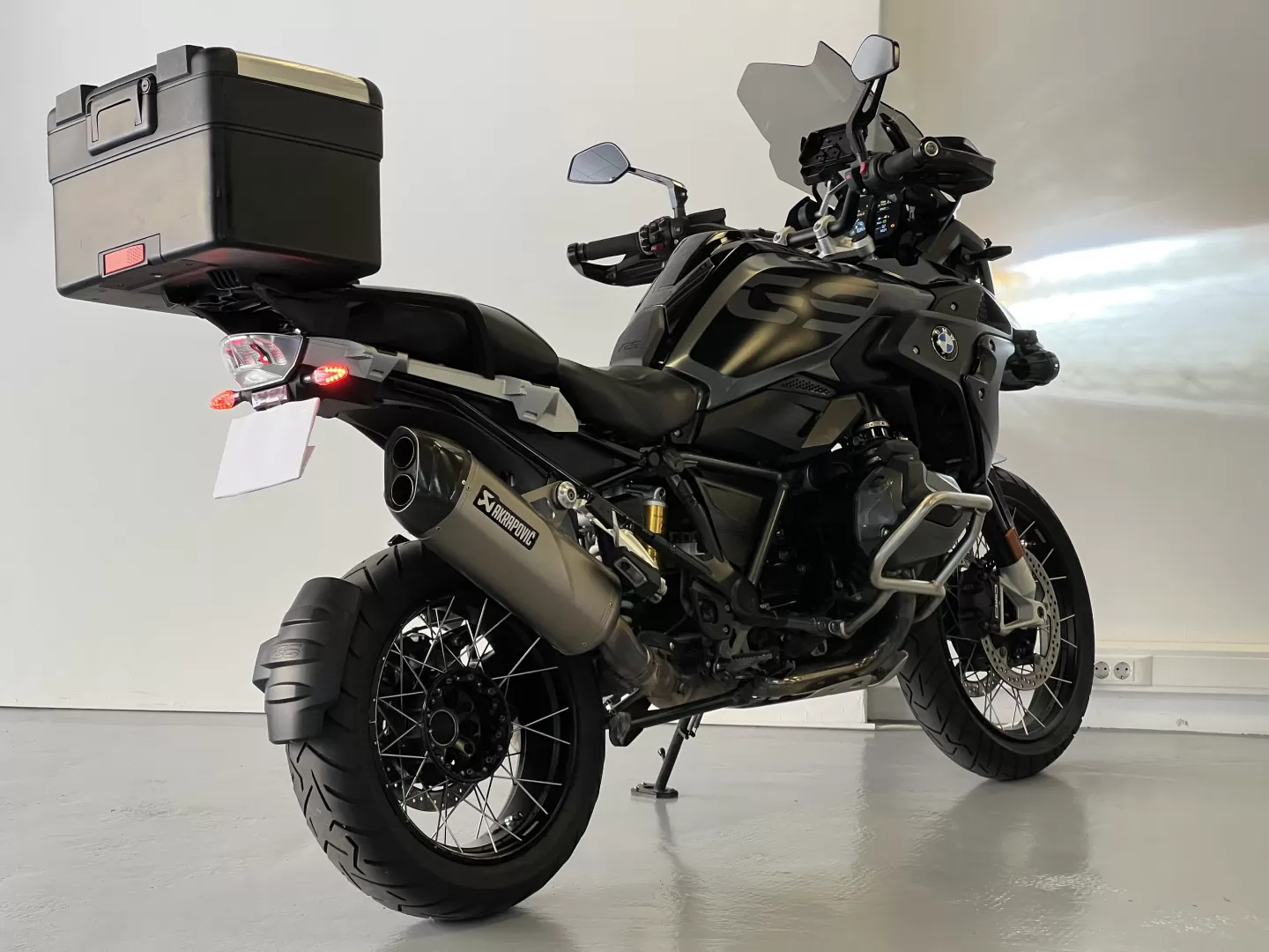 BMW R 1250 GS Adventure TRIPLE BLACK - foto 4