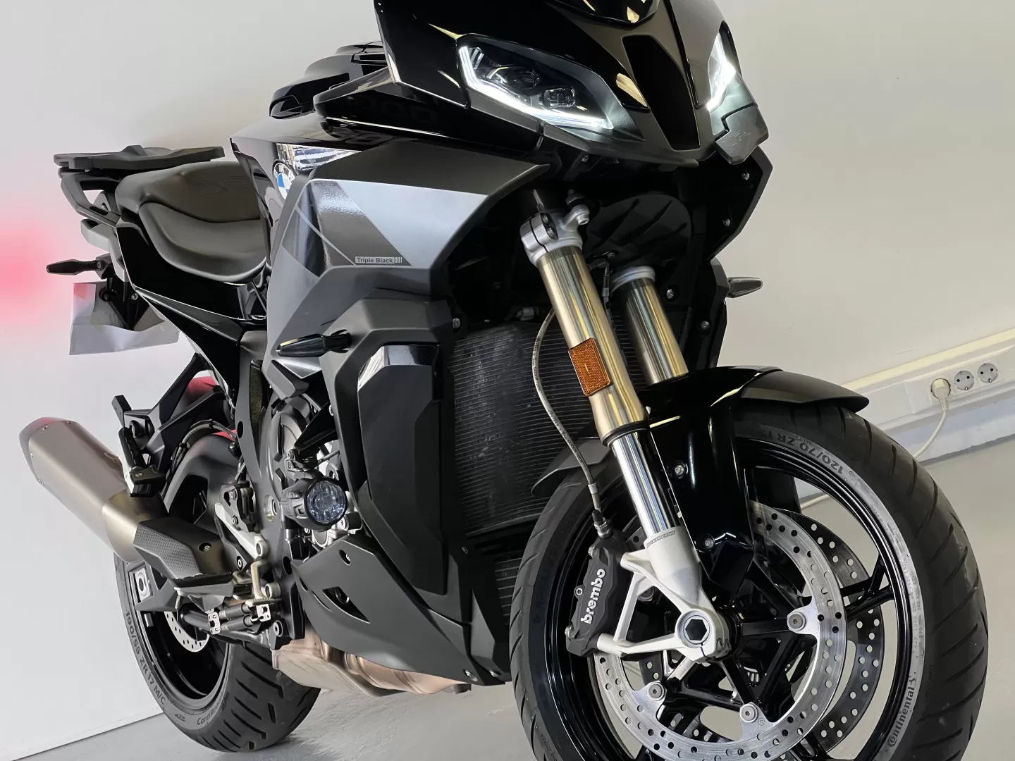 BMW S 1000 XR TRIPLE BLACK - foto 5