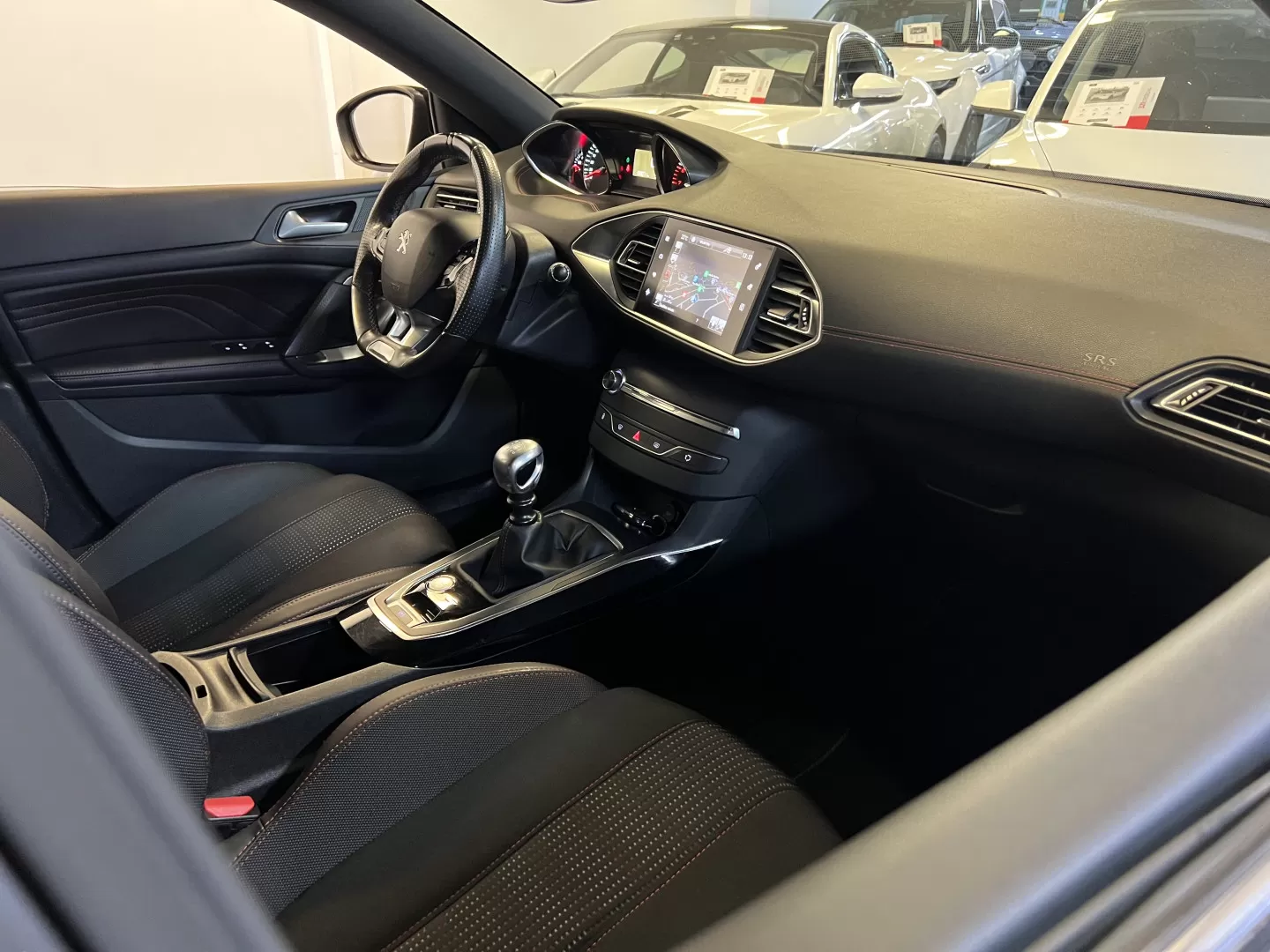 Peugeot 308 1.2 PureTech GT Line - foto 7
