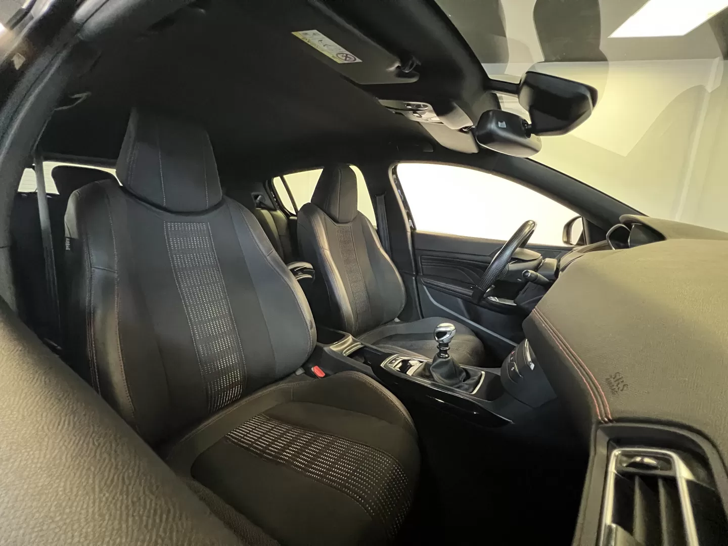 Peugeot 308 1.2 PureTech GT Line - foto 8