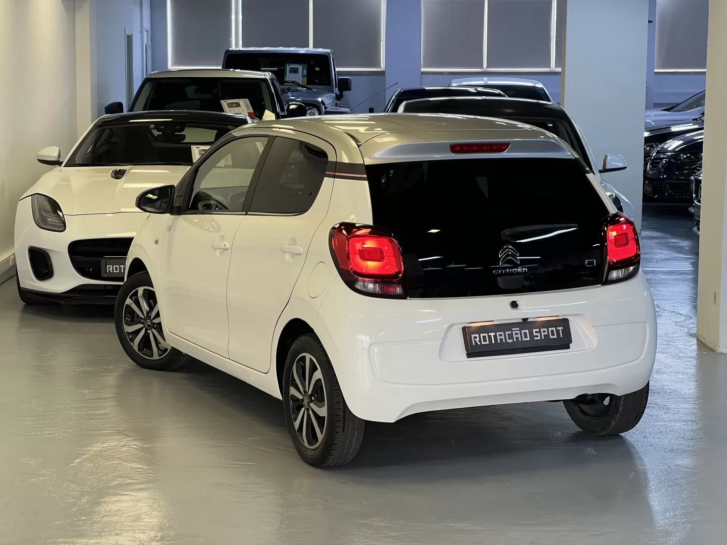 Citroën C1 1.0 VTi Elle - foto 4
