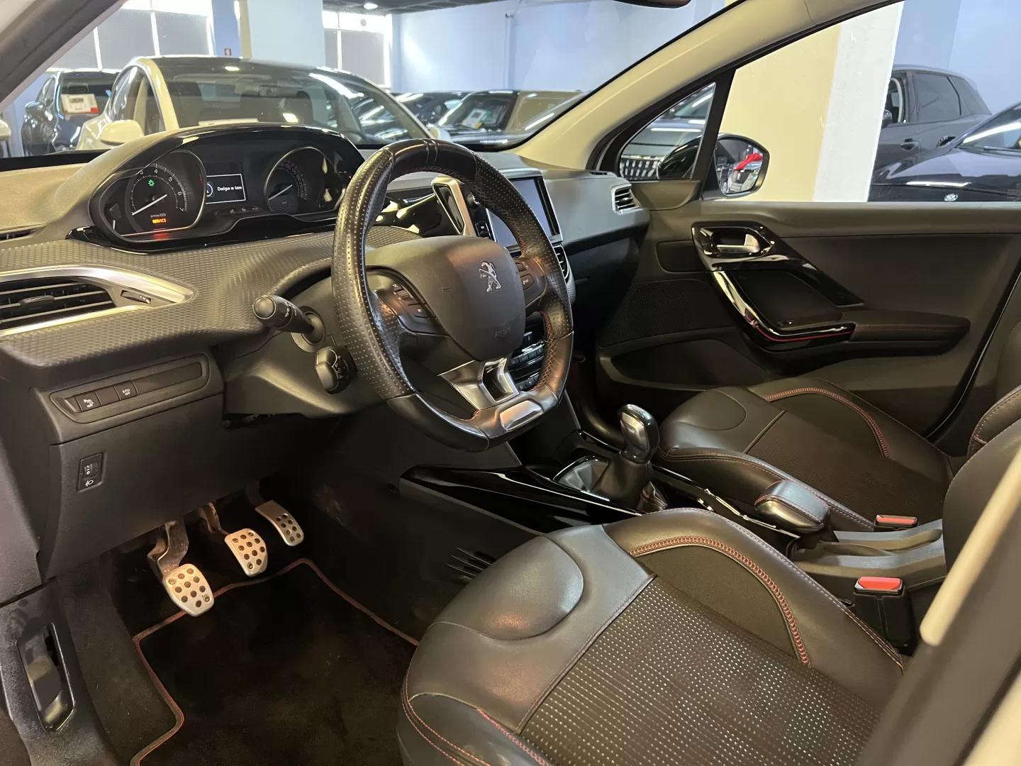 Peugeot 2008 1.2 PureTech GT Line - foto 5